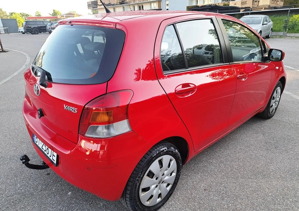 Toyota Yaris cena 19900 przebieg: 122000, rok produkcji 2009 z Białystok małe 211